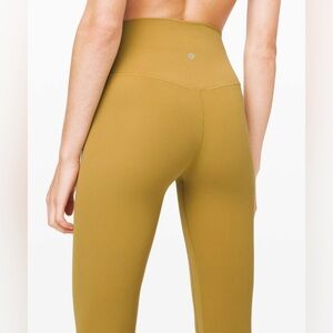 NWOT Lululemon high rise Align size 2